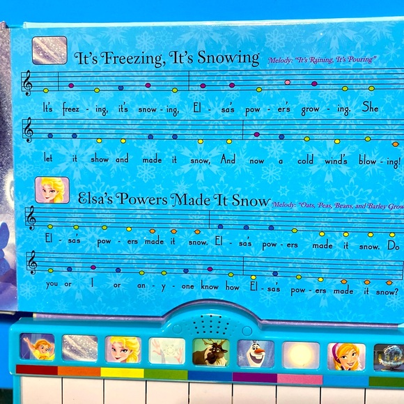 DISNEY FROZEN SING-ALONG SONGS! MUSICAL PIANO LEARNING BOOK LIGH UP KEYBOARD - Picture 5 of 15